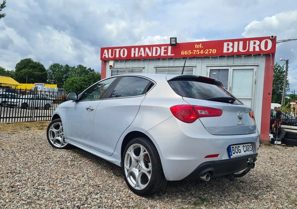Alfa Romeo Giulietta cena 29900 przebieg: 252953, rok produkcji 2015 z Recz małe 232